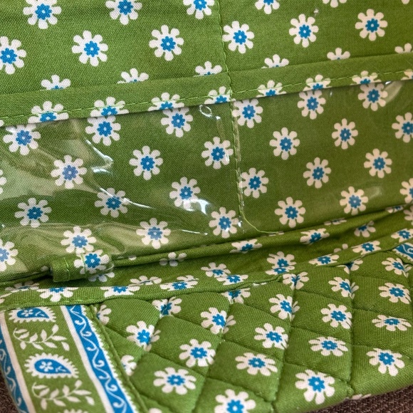 Vera Bradley Women's Strap Wallet Apple Green Pattern - Picture 7 of 16